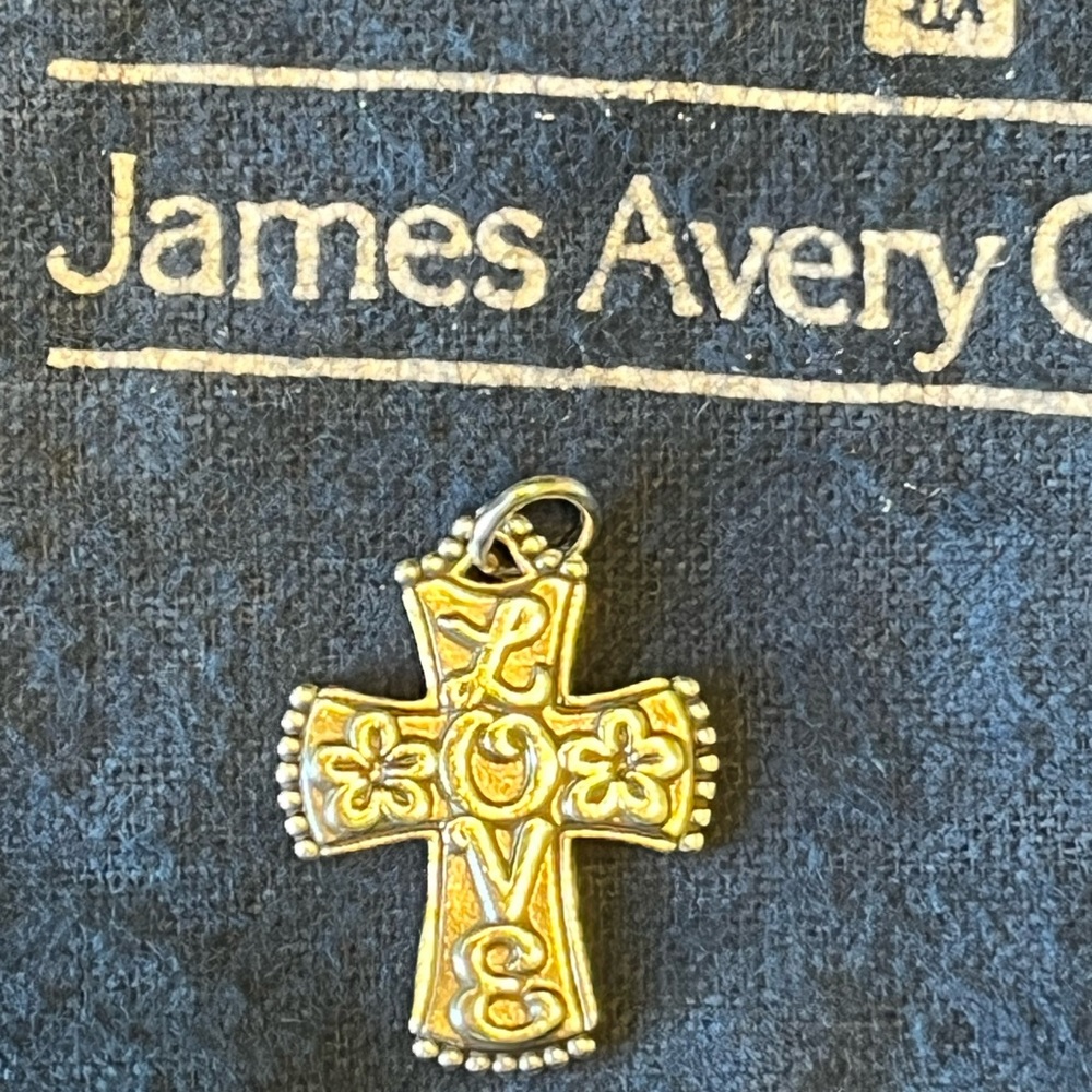 James Avery retired Sterling silver heart love flower floral charm pendant